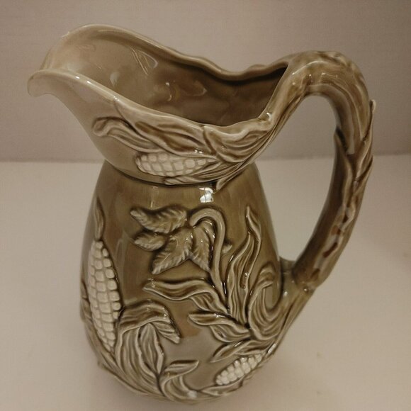 VTG Old Stafford Ceramic Pitcher White Corn 3D Raised Leaves  G1 - Picture 1 of 6